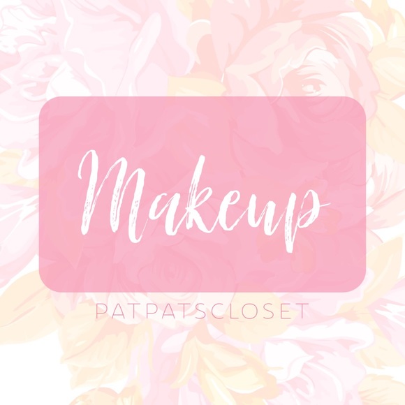 ๐Makeup๐ - Picture 1 of 1